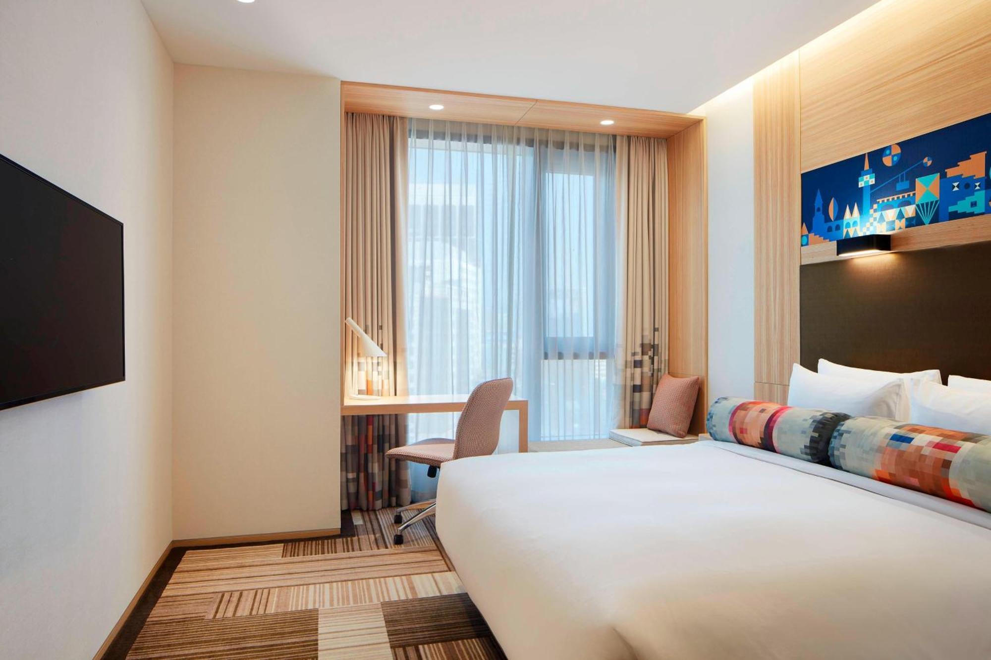 Hotel Aloft Myeongdong 4*