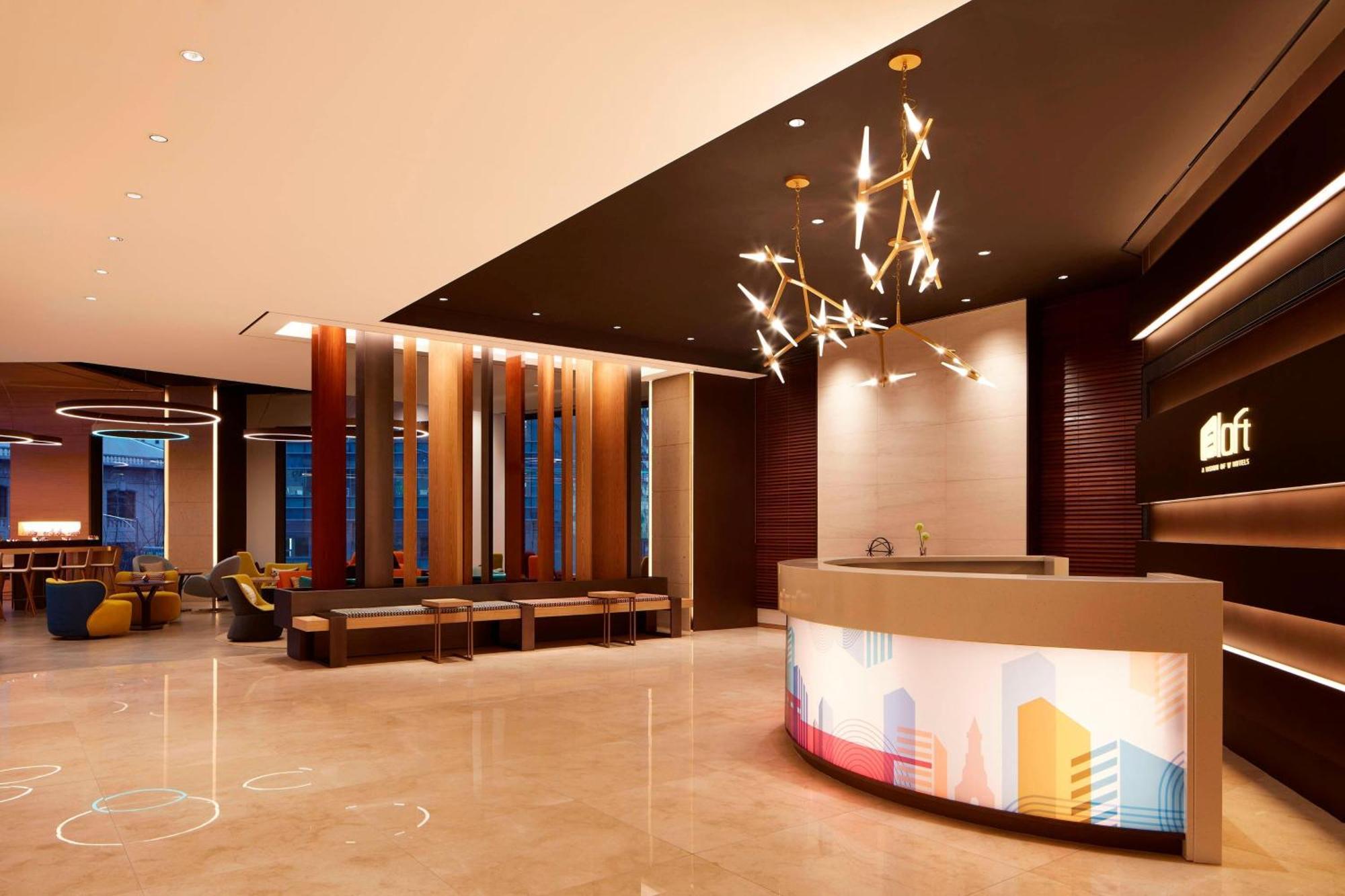 Aloft Myeongdong 4*