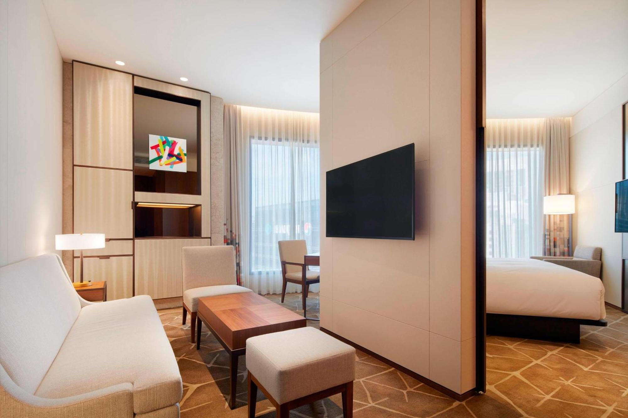 Aloft Myeongdong 4* Seoul