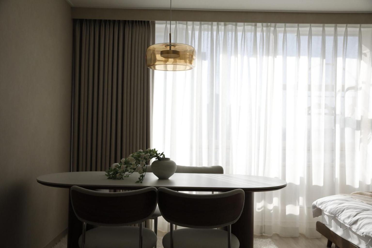 Hongdae St10, Wide,bright & Stylish House * Seoul