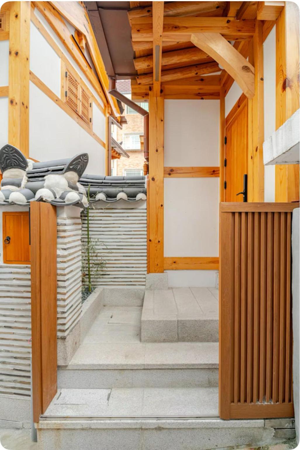 Numaru Two Exclusive Entire Hanoks In Seochon Seoul
