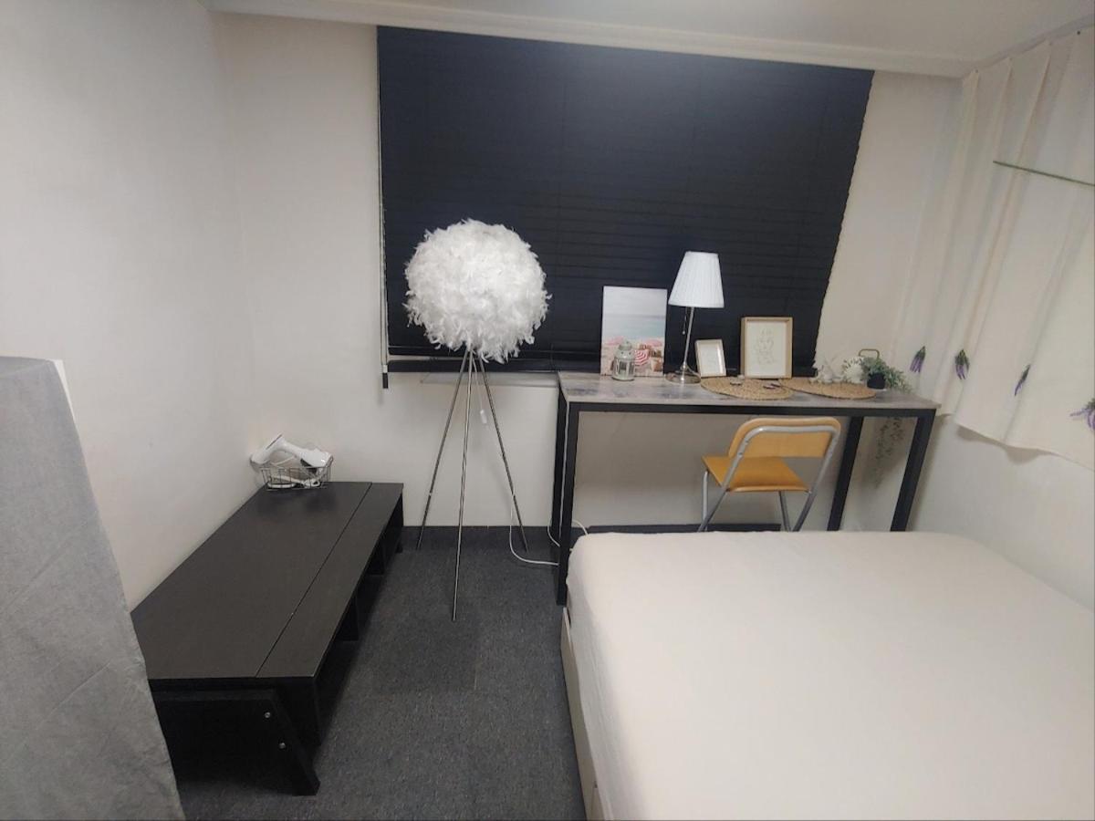 Apartment Cheongdam Cozy House *
