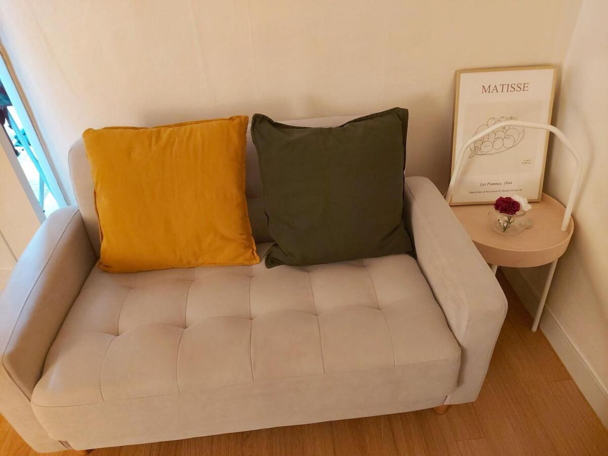 Apartment Cheongdam Cozy House *