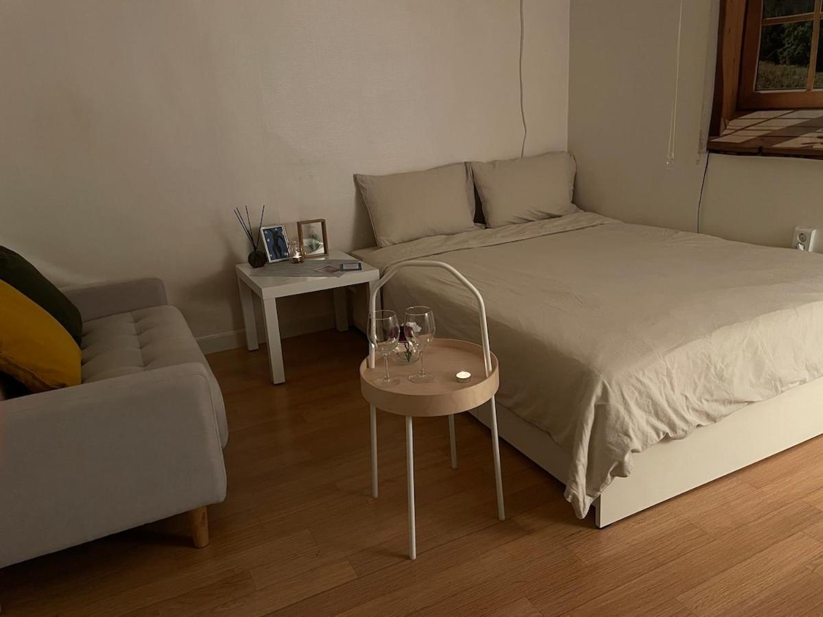 Cheongdam Cozy House Apartment Seoul