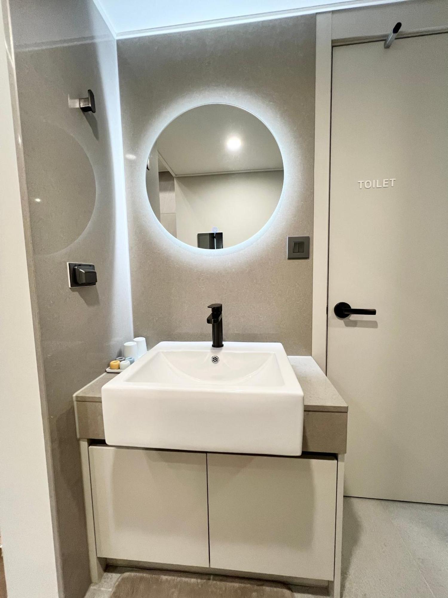 3-warm Newly-build Near Dongdaemun History & Culture Park Station Apartment *