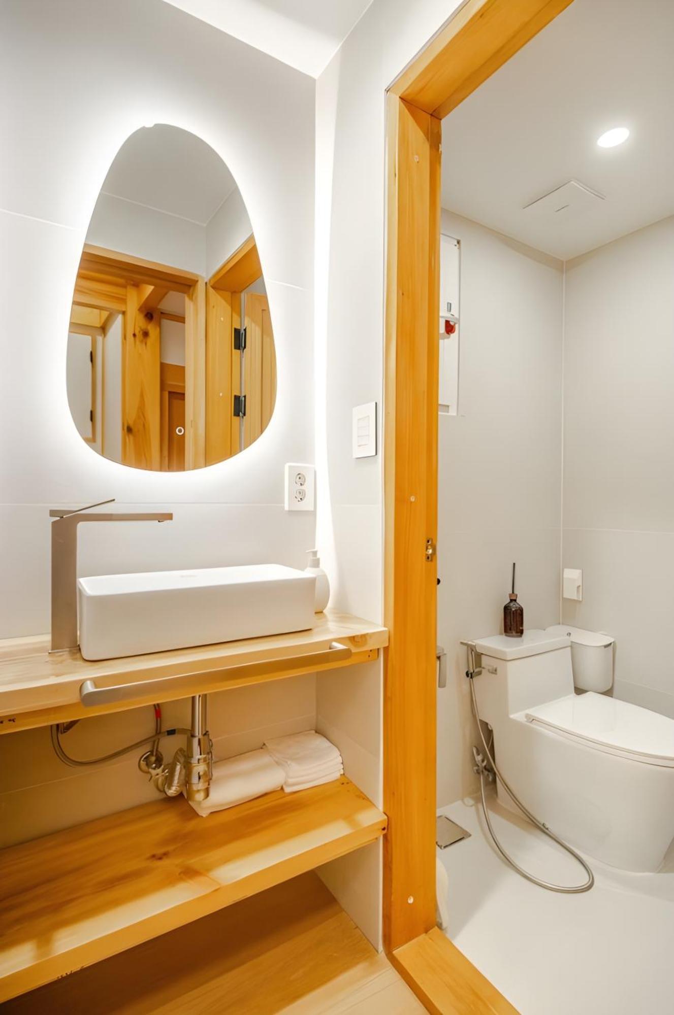 Villa Numaru - Luxury Private Hanoks In Seochon, Seoul