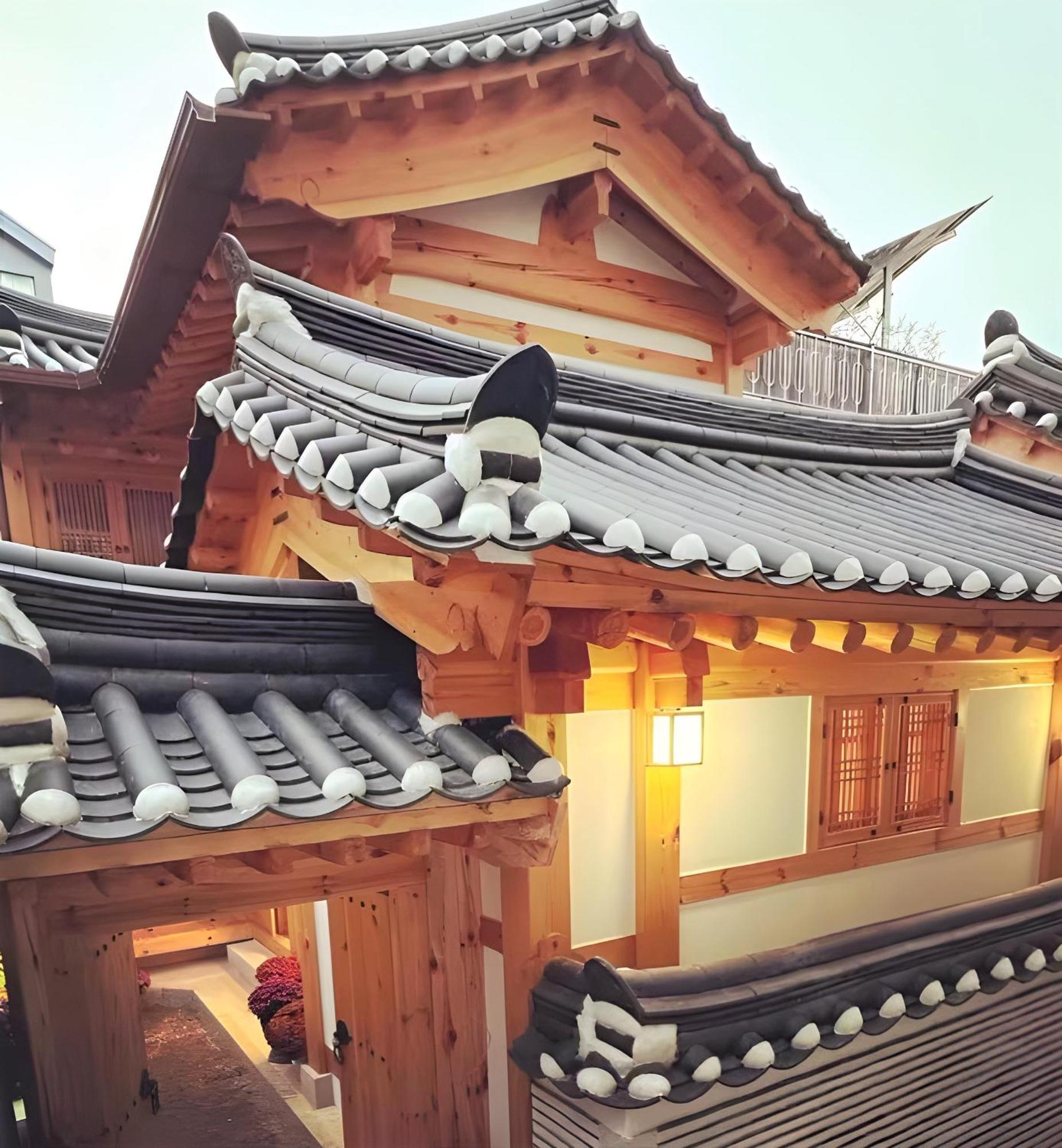 Numaru Two Exclusive Entire Hanoks In Seochon Pousada *
