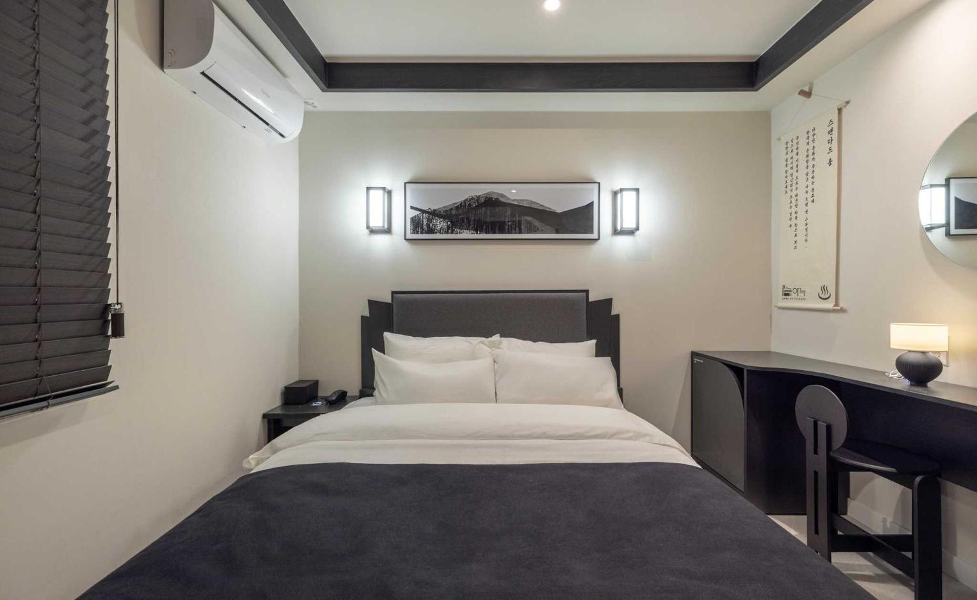 Aank And Jongno Unni Hotel *