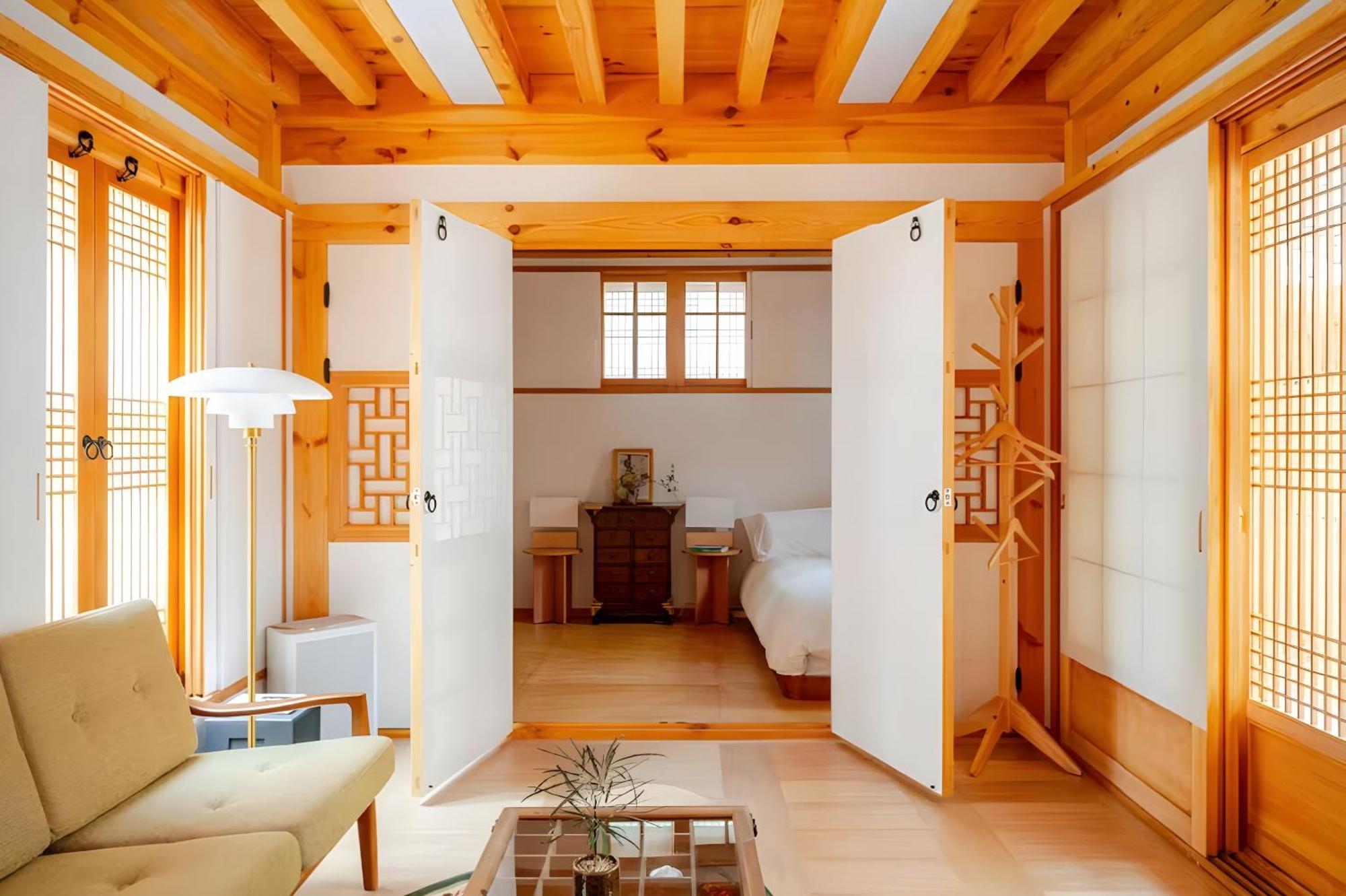 Numaru Two Exclusive Entire Hanoks In Seochon Pousada