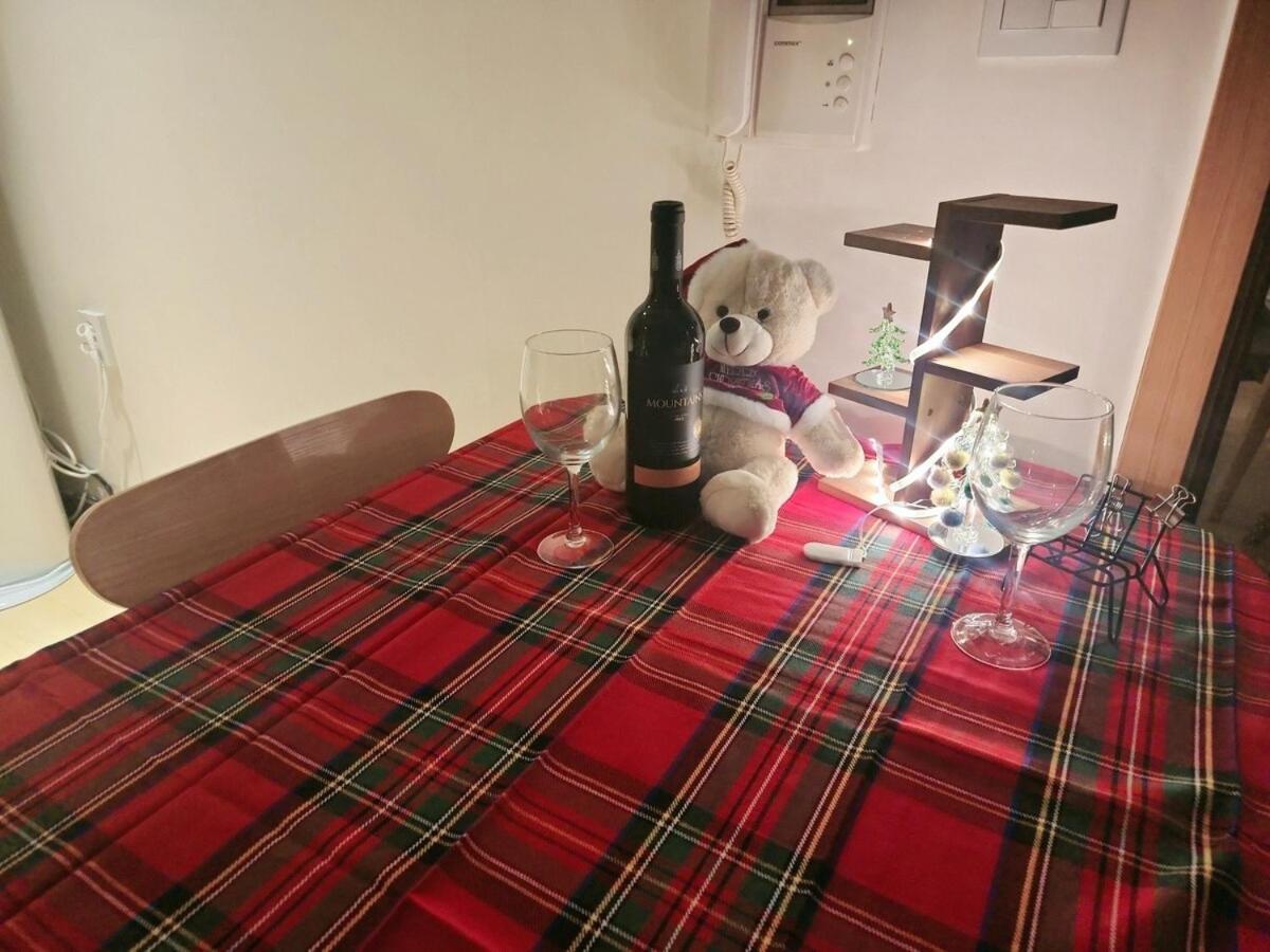 Apartment Comfort House 2 Bed Hwagok Station 4minutes Gimpo Airport 10 Minutes *