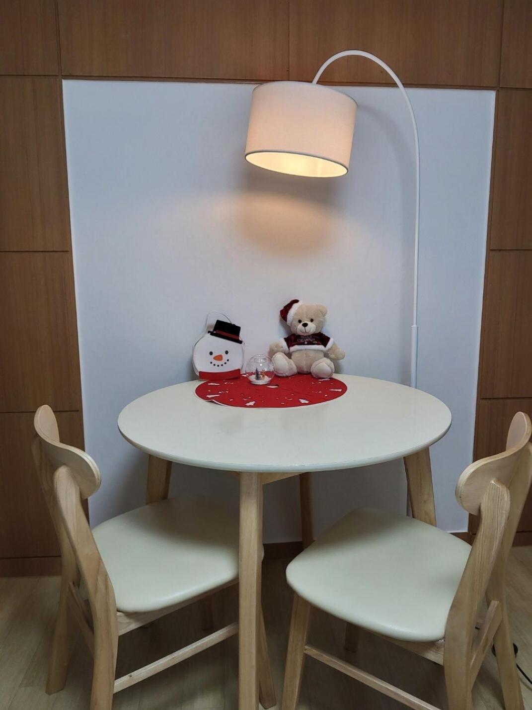 Apartment Comfort House 2 Bed Hwagok Station 4minutes Gimpo Airport 10 Minutes *