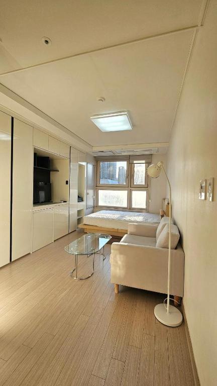 2403#quiet Premium Stay# The Vogue Grande Retreat# All-new Furniture, Extra-large Bed Seoul