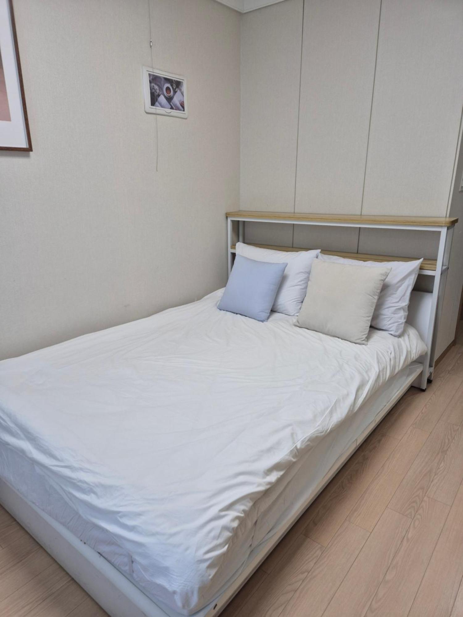 Roralovehouse Aparthotel