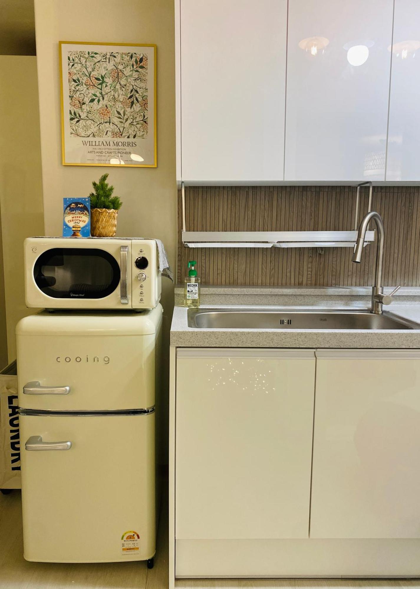 Rosie House, Gangnam Station 5min, Airportbus, Korean House Experience, Independent Seoul