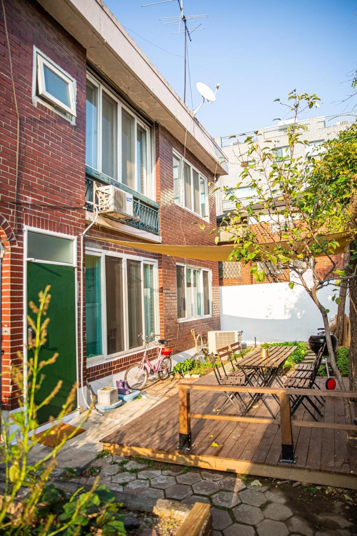 Sumsum-jip - Cozy House 2br Near Hongdae *