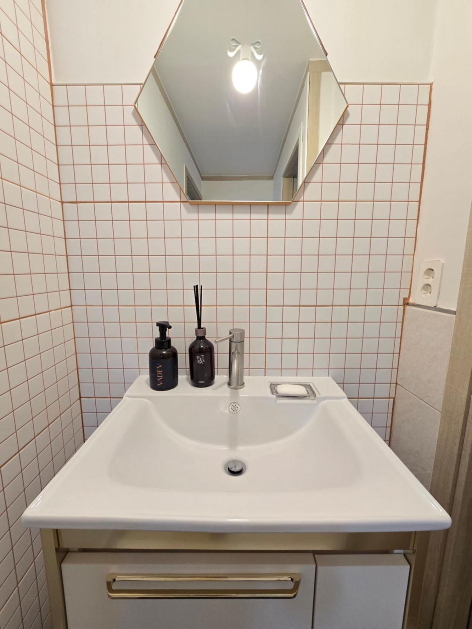 Seoul Jongro,Netflix,Free Storage Ddp,Ddm Apartamento *