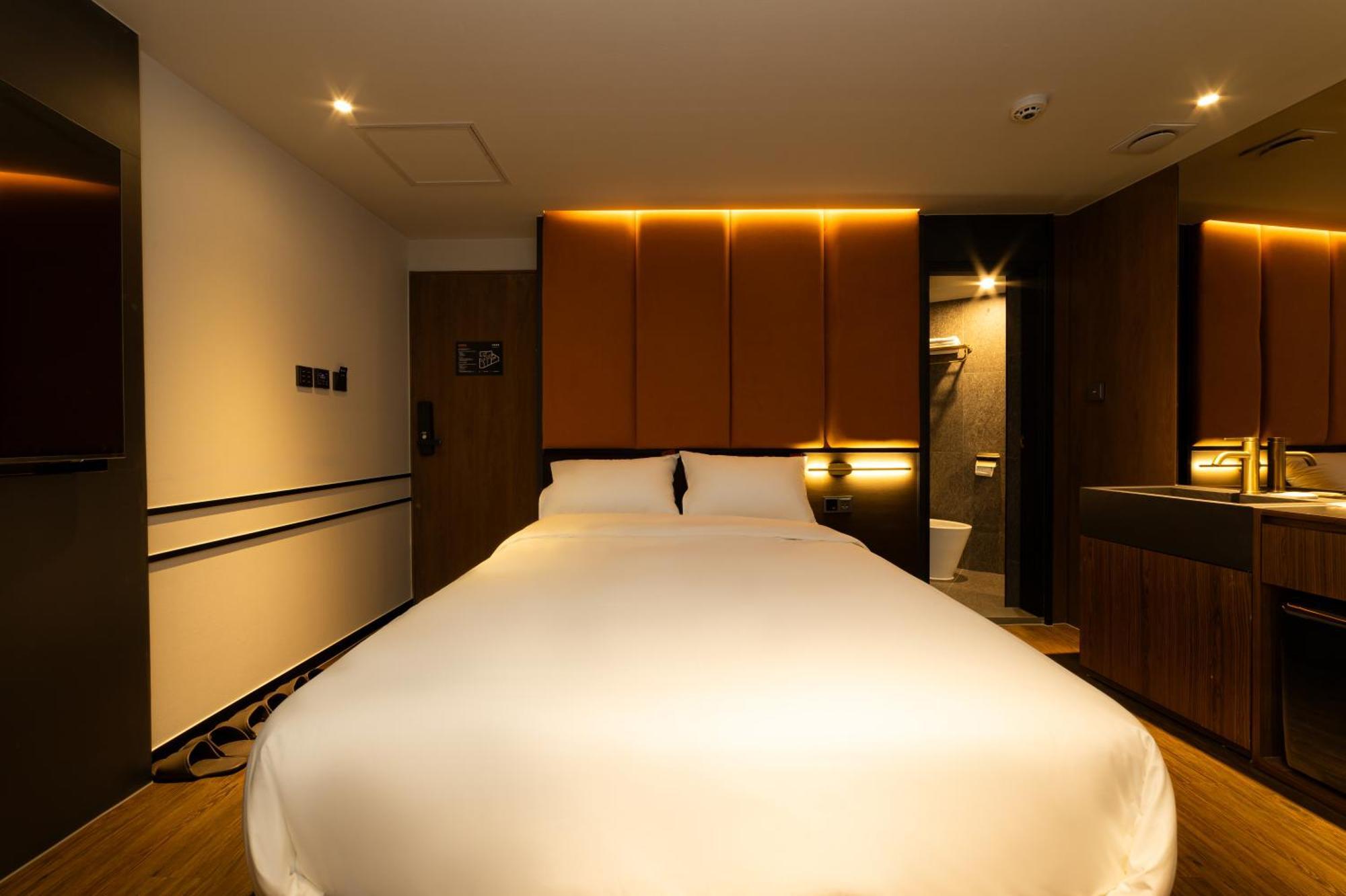 Guwol Hotel Seoul