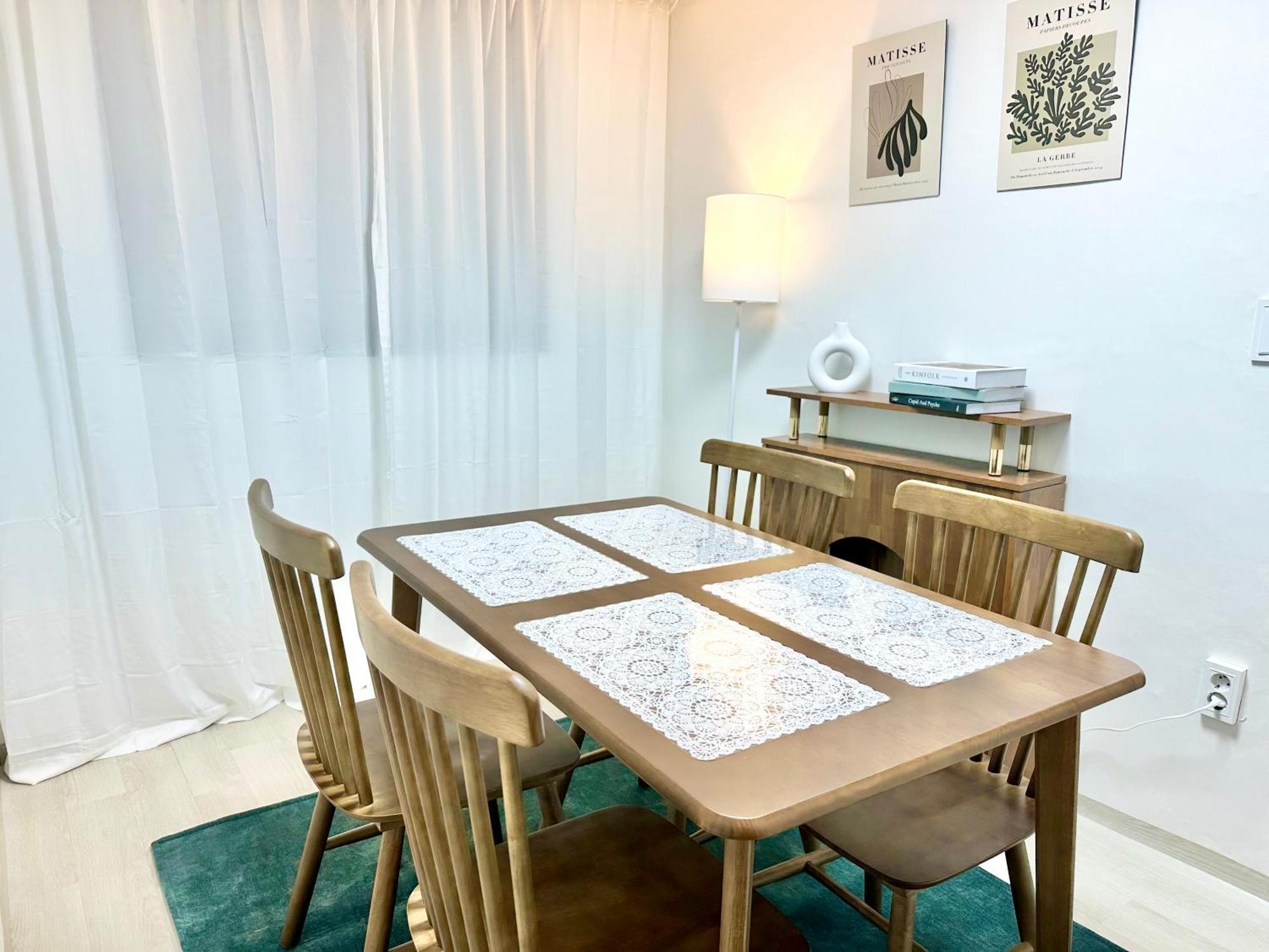 The Shim Apartment