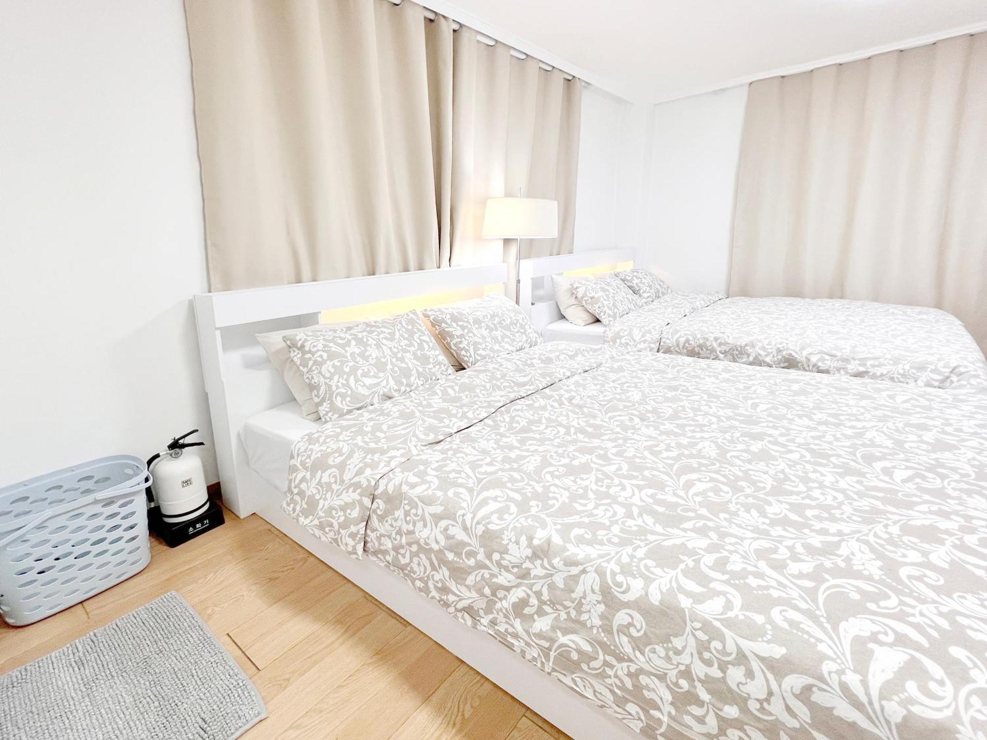 Heistay-30sec From Hongdae Subwaystop-elevator Villa Seoul