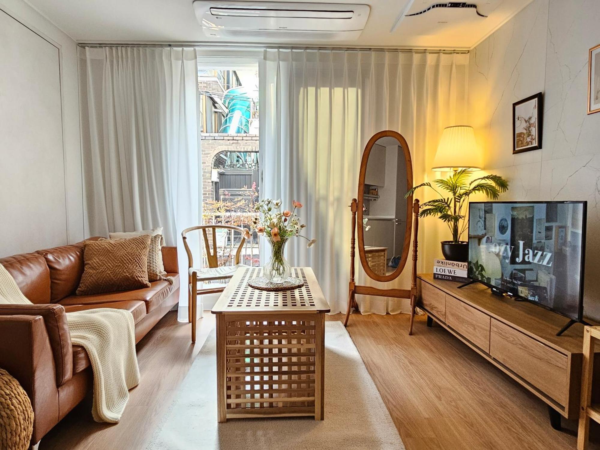 Sensibility Warmth Cozy New Construction Pleasant Hongdae Gangnam 30 Minutes Vila Seoul