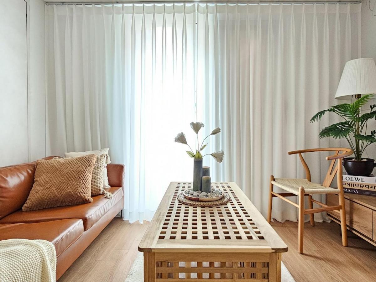 Sensibility Warmth Cozy New Construction Pleasant Hongdae Gangnam 30 Minutes Vila Seoul