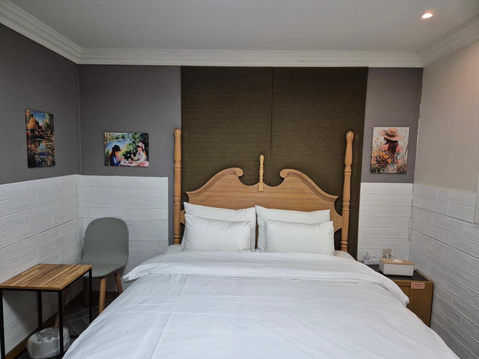 New Day Gangnam Motel Seoul