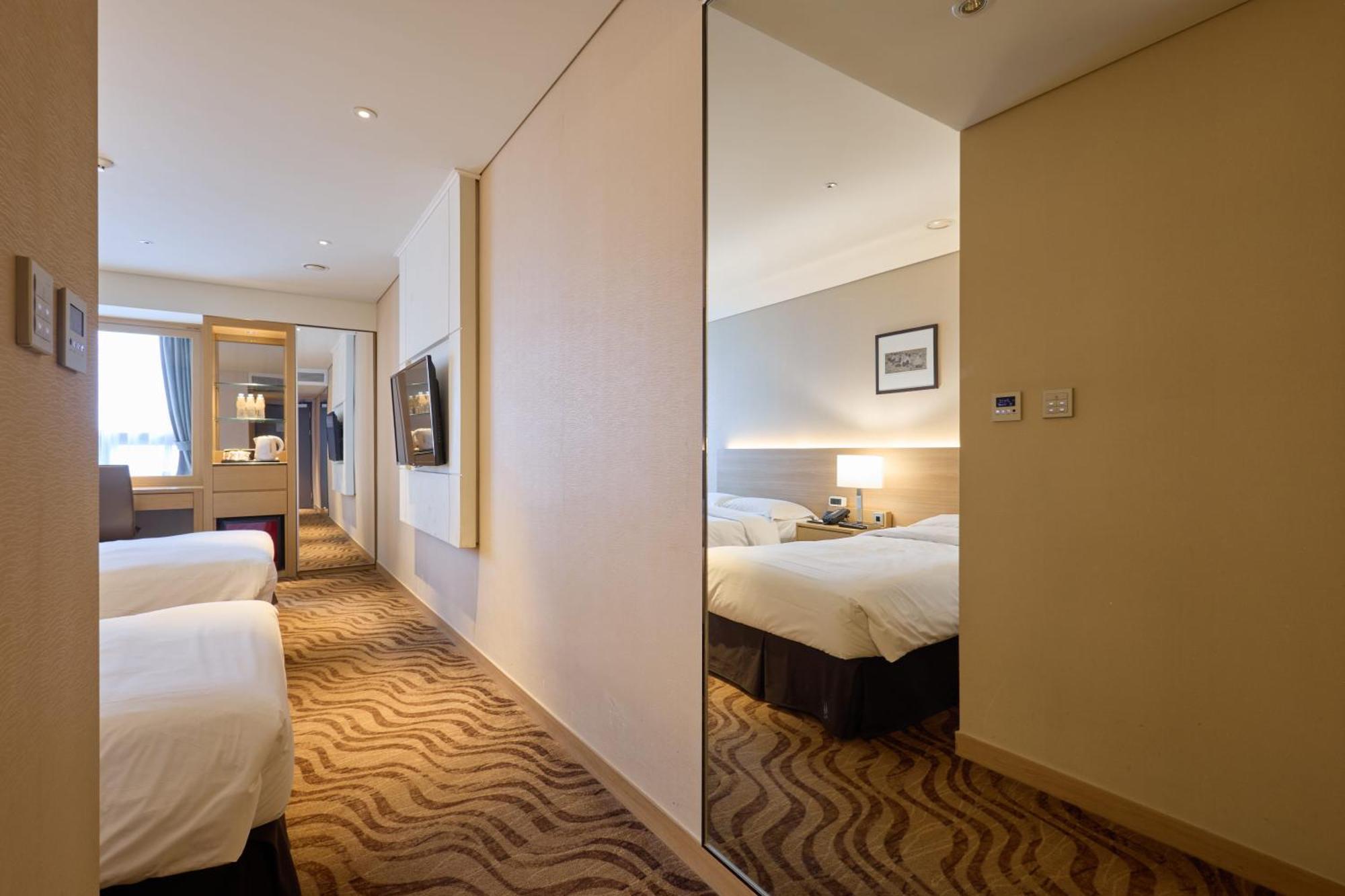 Summit Dongdaemun Hotel 3*