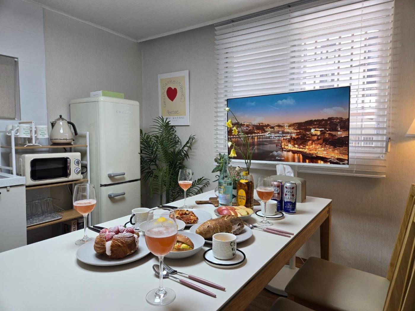 Open Special-olimodeling,6 People,veterans Hospital Station,jamsil Lotte Tower,jamsil Sports Complex,kspo Dome,coex, 6200 Airport Limousine Bus Stop 3min Apartment Seoul