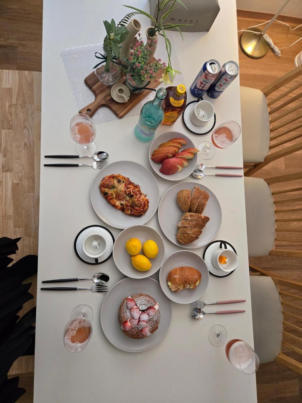 Apartment Open Special-olimodeling,6 People,veterans Hospital Station,jamsil Lotte Tower,jamsil Sports Complex,kspo Dome,coex, 6200 Airport Limousine Bus Stop 3min *