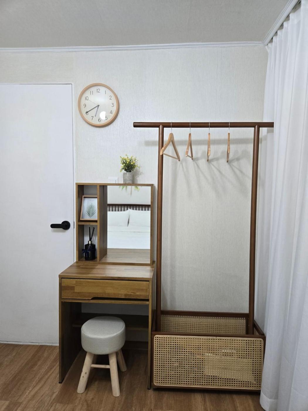 Apartment Open Special-olimodeling,6 People,veterans Hospital Station,jamsil Lotte Tower,jamsil Sports Complex,kspo Dome,coex, 6200 Airport Limousine Bus Stop 3min *