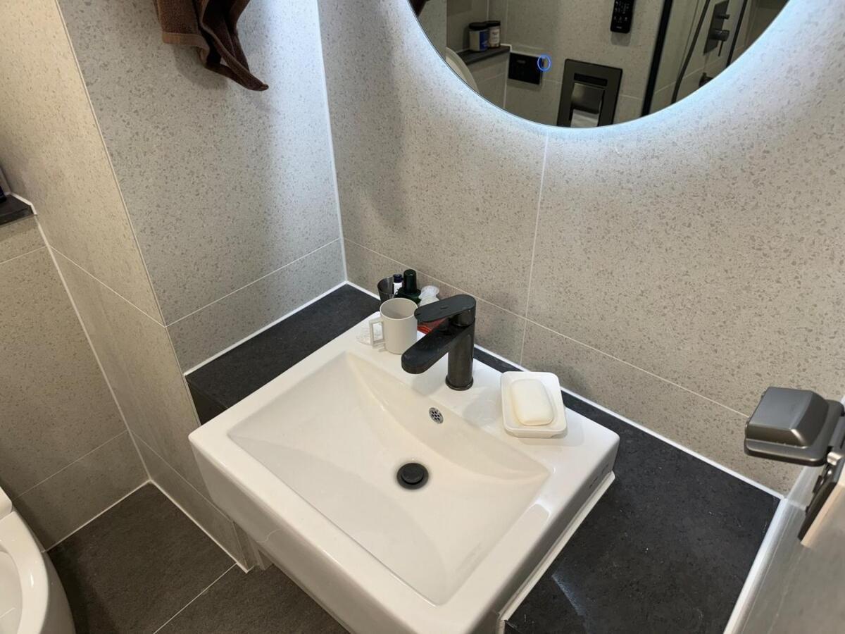 Apartment Brand New ! Luxury At Euljiro-5ga Seoul
