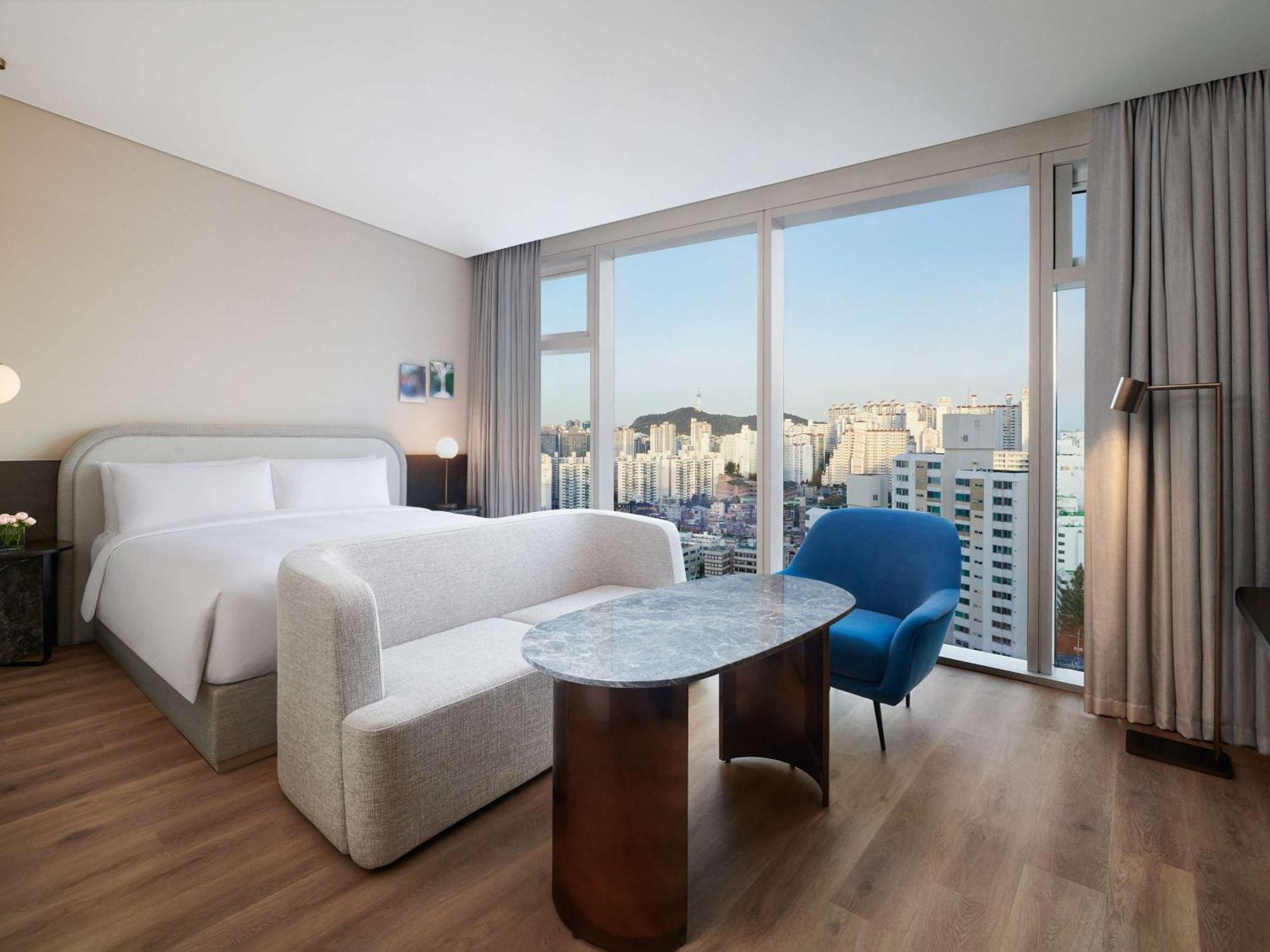 Hotel Naru Ambassador - Mgallery Collection
