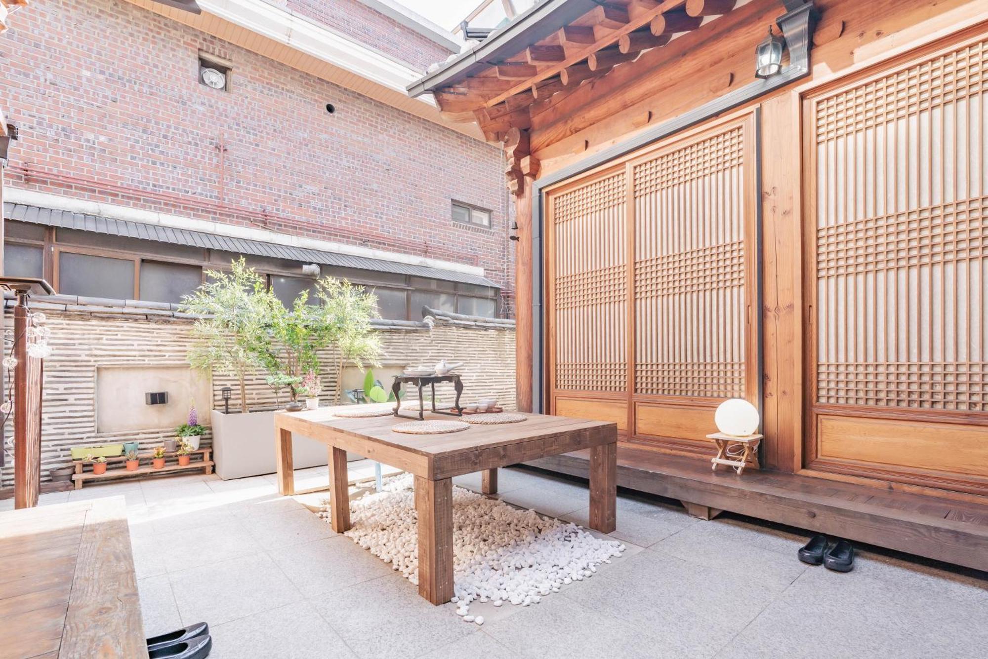 Traditional Family Hanok, Moonlight Fragrance Pousada *