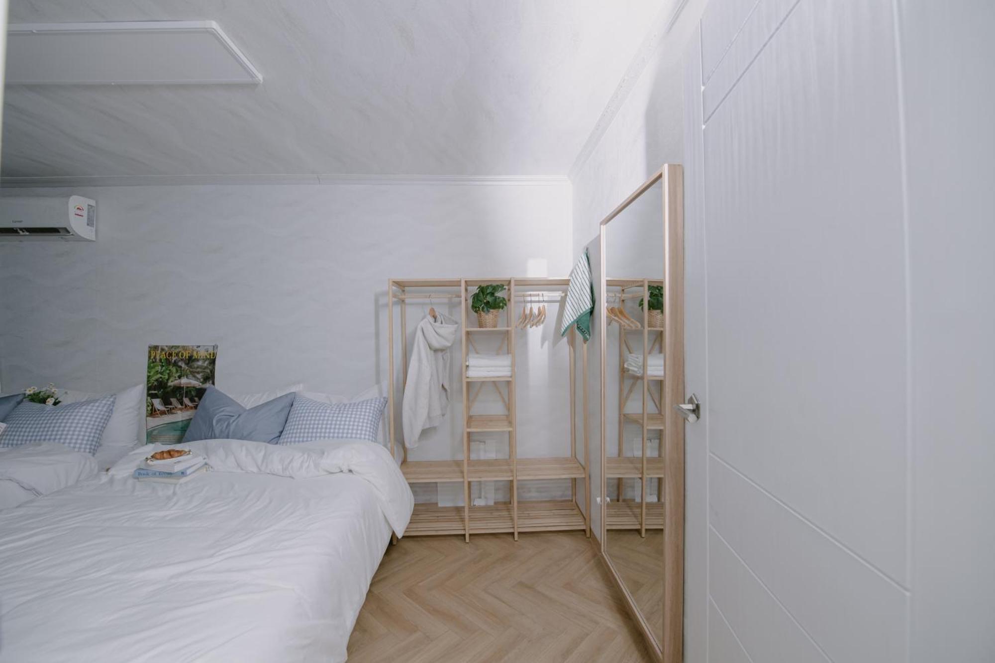 Hongik Univ Station Greenery Terrace House Apartment *