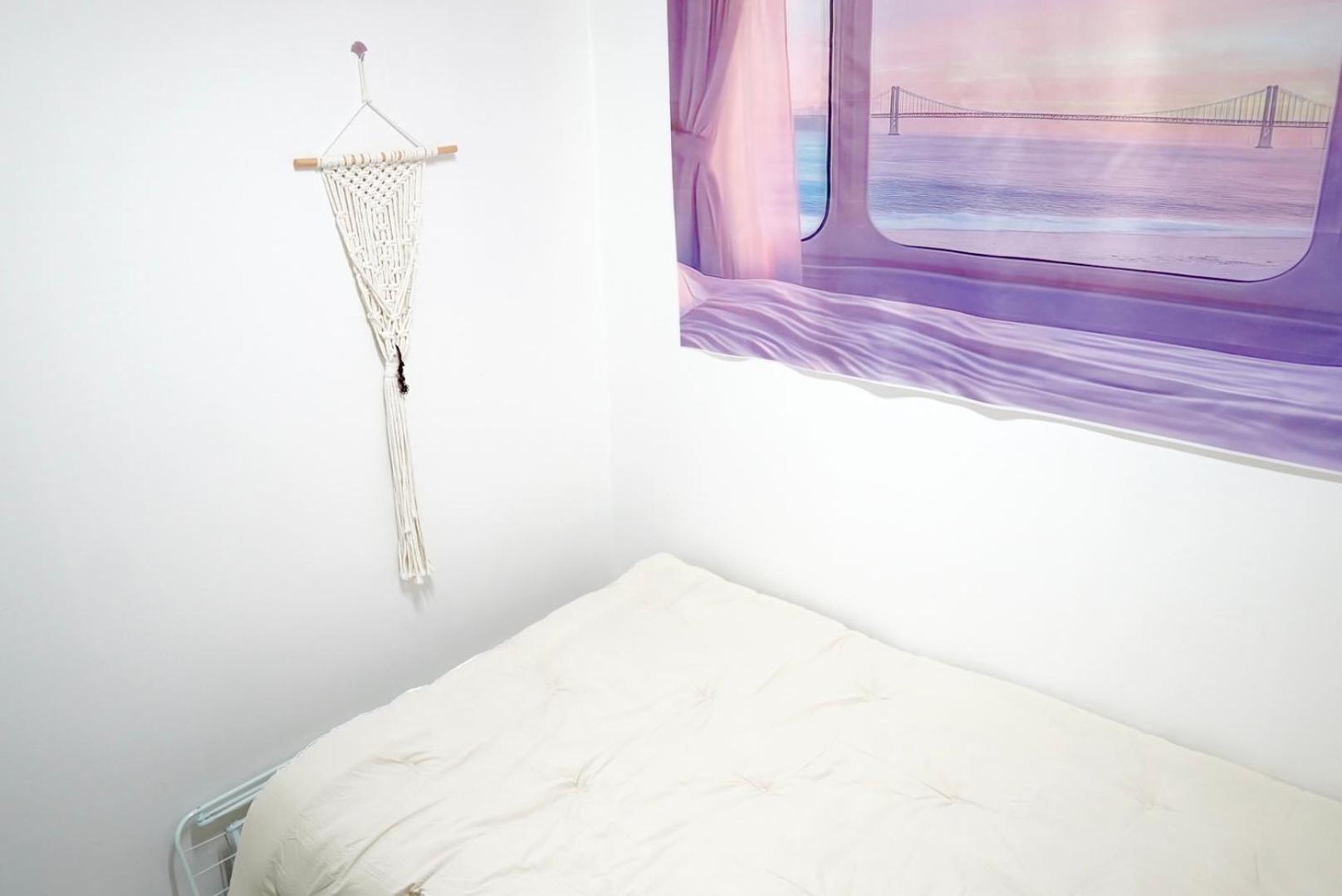 Apartment Hongdae 10min, Location *