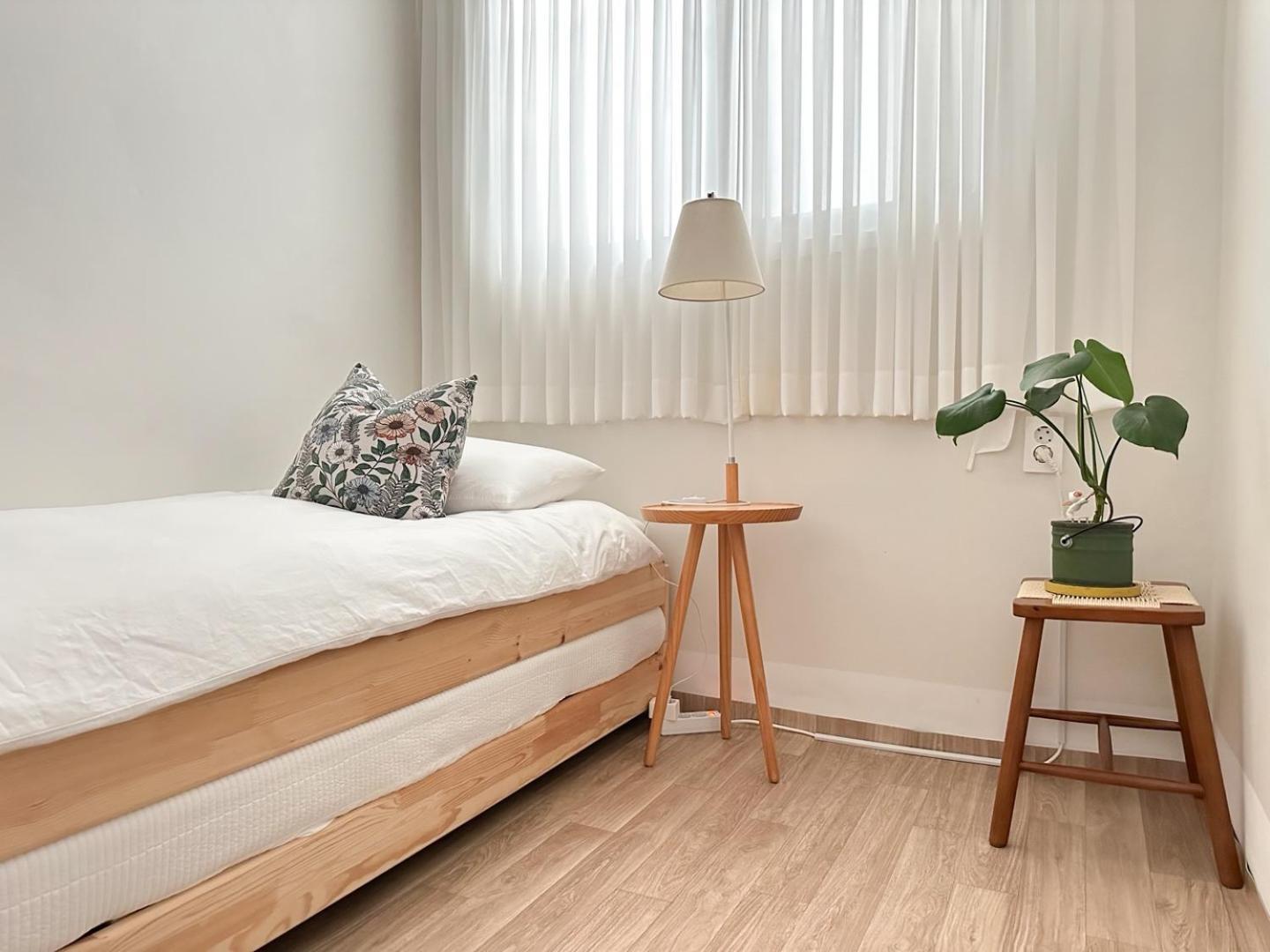 Athome - Foreigner Only Apartment