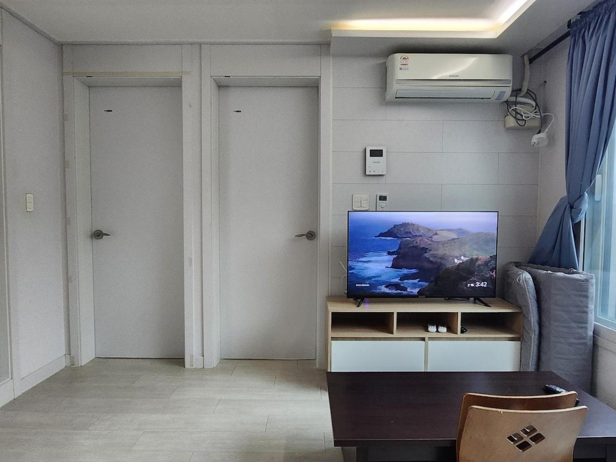 Sadang Station Double And Single Apartment