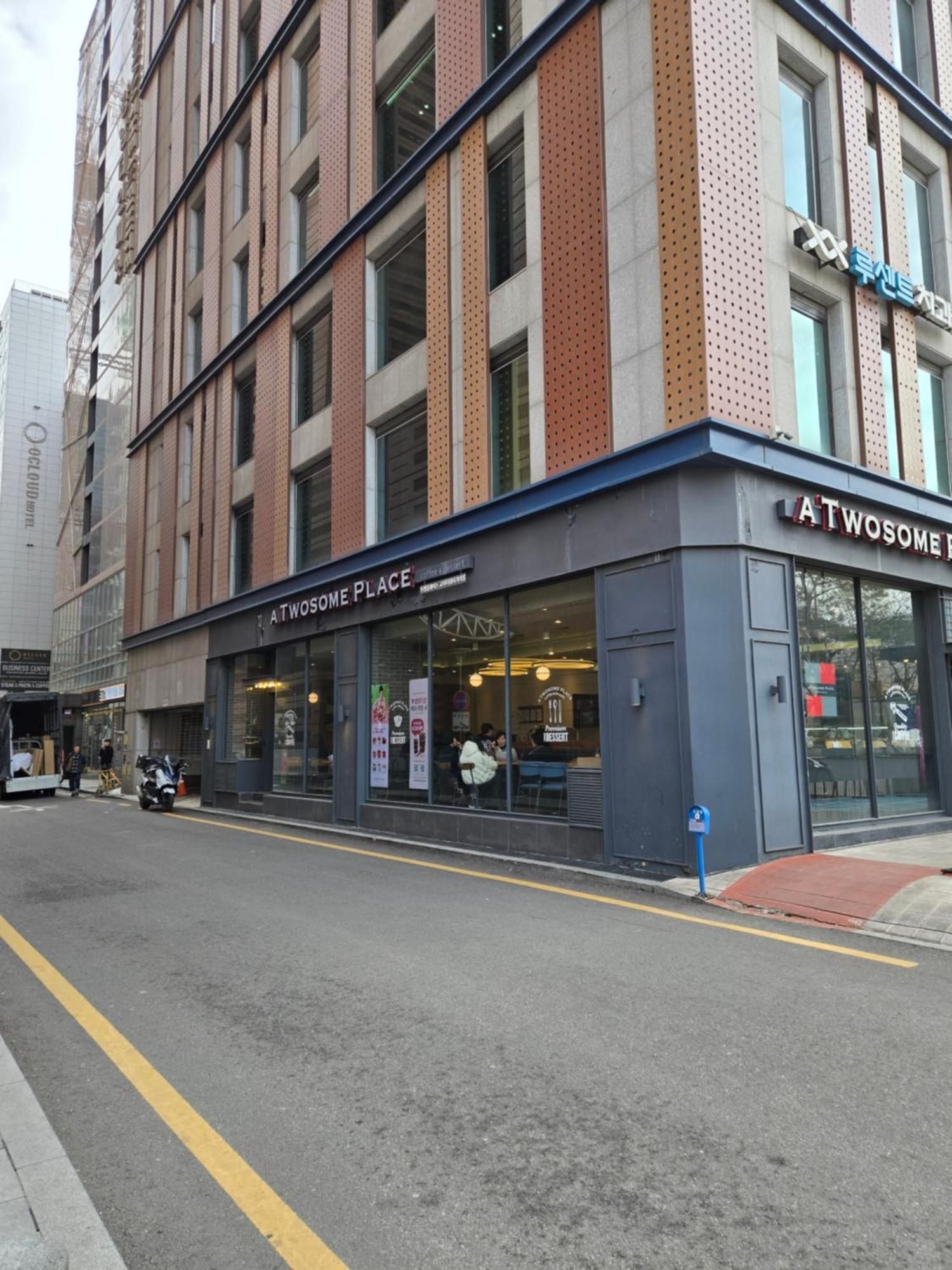 Aparthotel The House Of Gangnam 06 1 Minute From Shin Nonhyeon Station Seoul