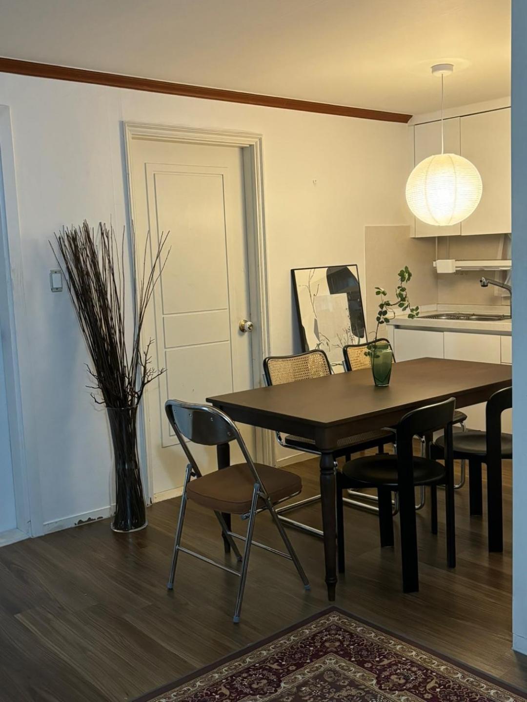 5 Minutes From Isoo Station, 3 Rooms, 4 Beds, 10 Minutes From Gangnam Station Seul