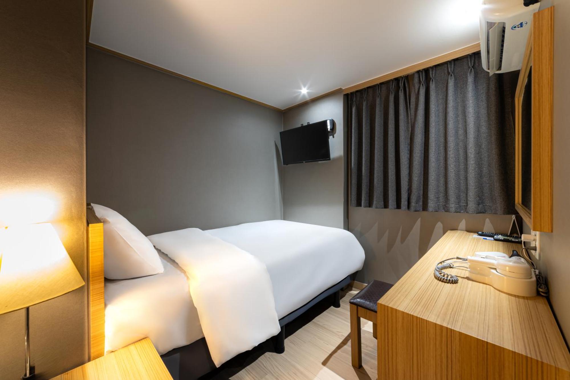About Hotel 2*