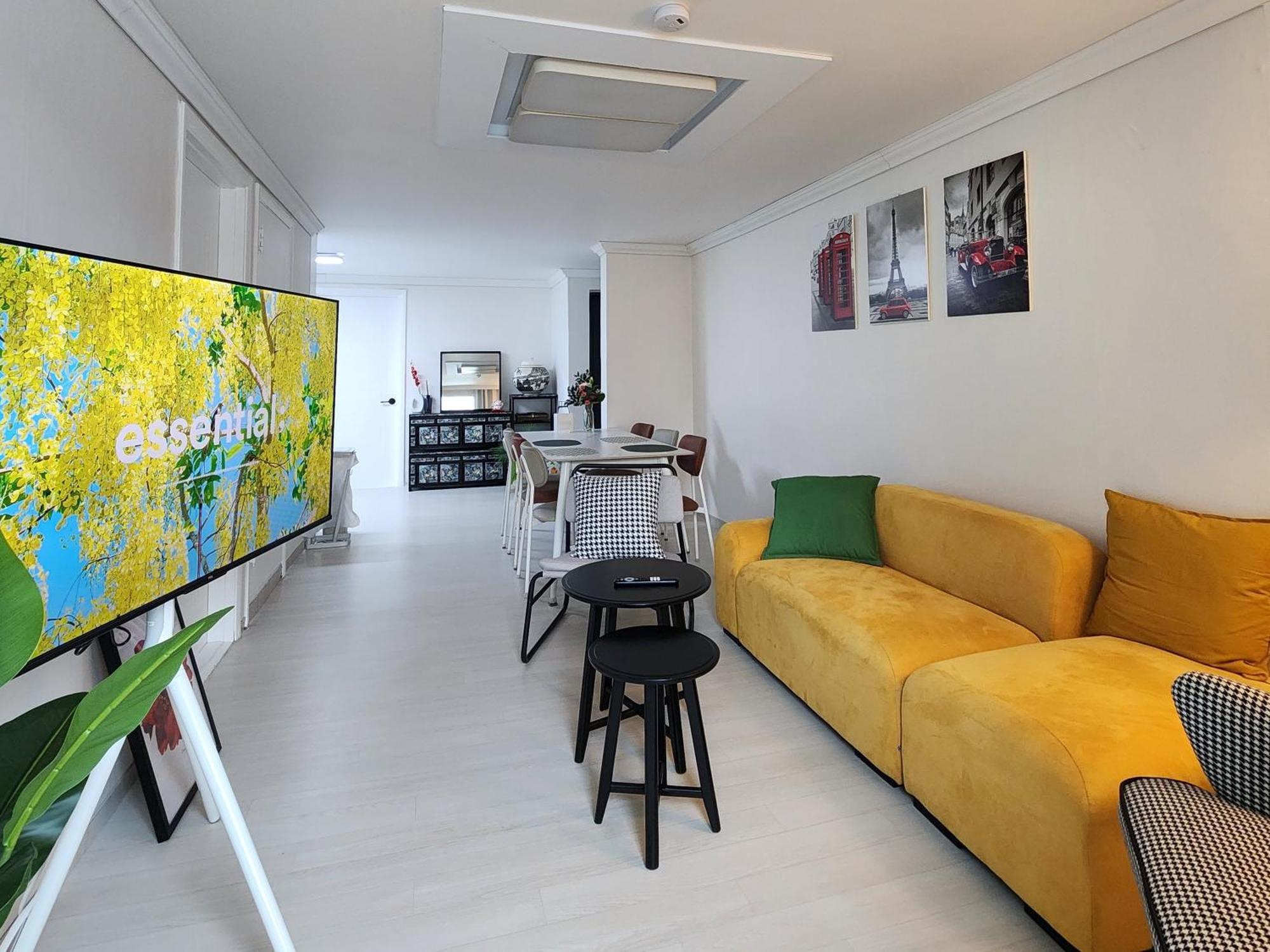 Apartment Charm In Seoul, 3r2b, Arex, Digitalmediacitystation 3minutes, Hongdae