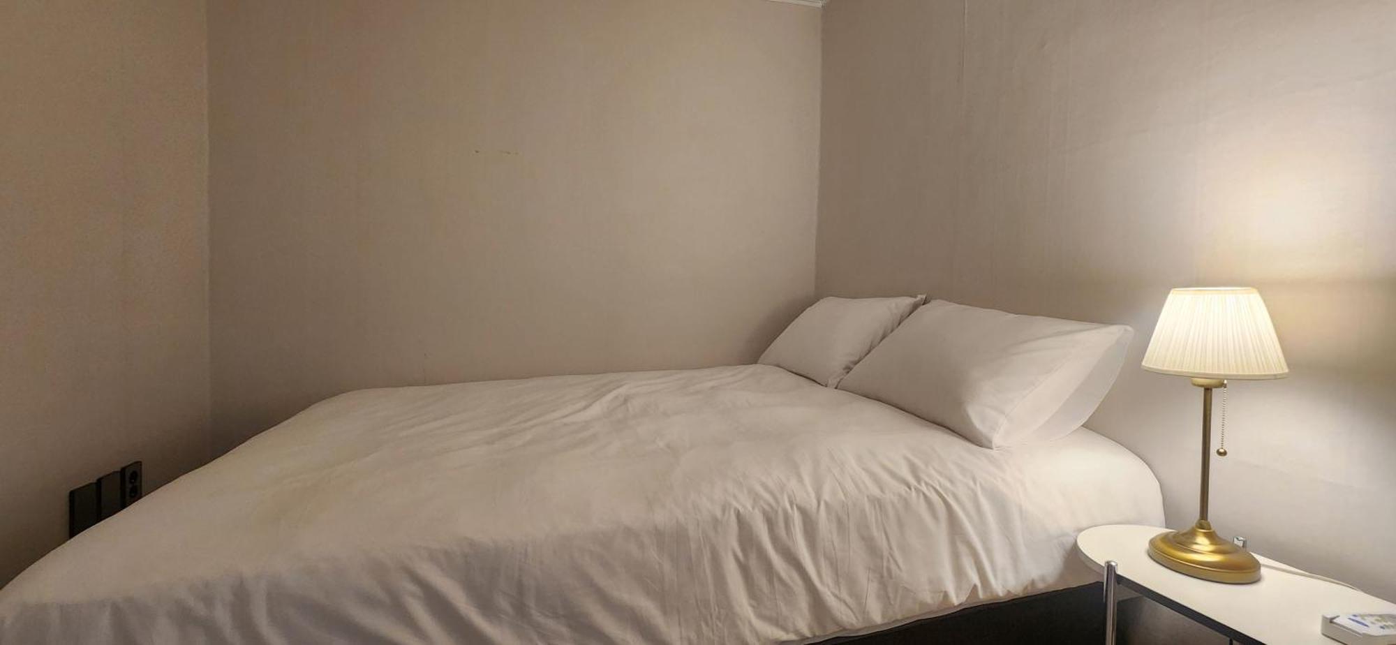 Apartment Hongdae Yeondral Park, Z3, 7 Minutes From Hongik Univ Station Exit 5, Elevator Ok