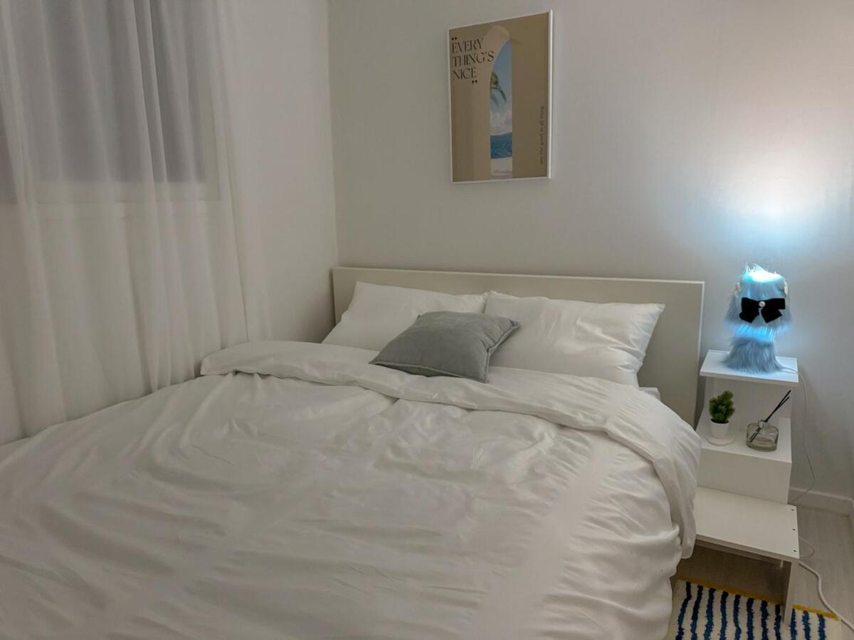 Pousada Itaewon Station 10 Minutes,gyeongnidan-gil,itaewon World Food Street,beam Projector,netflix Wifi