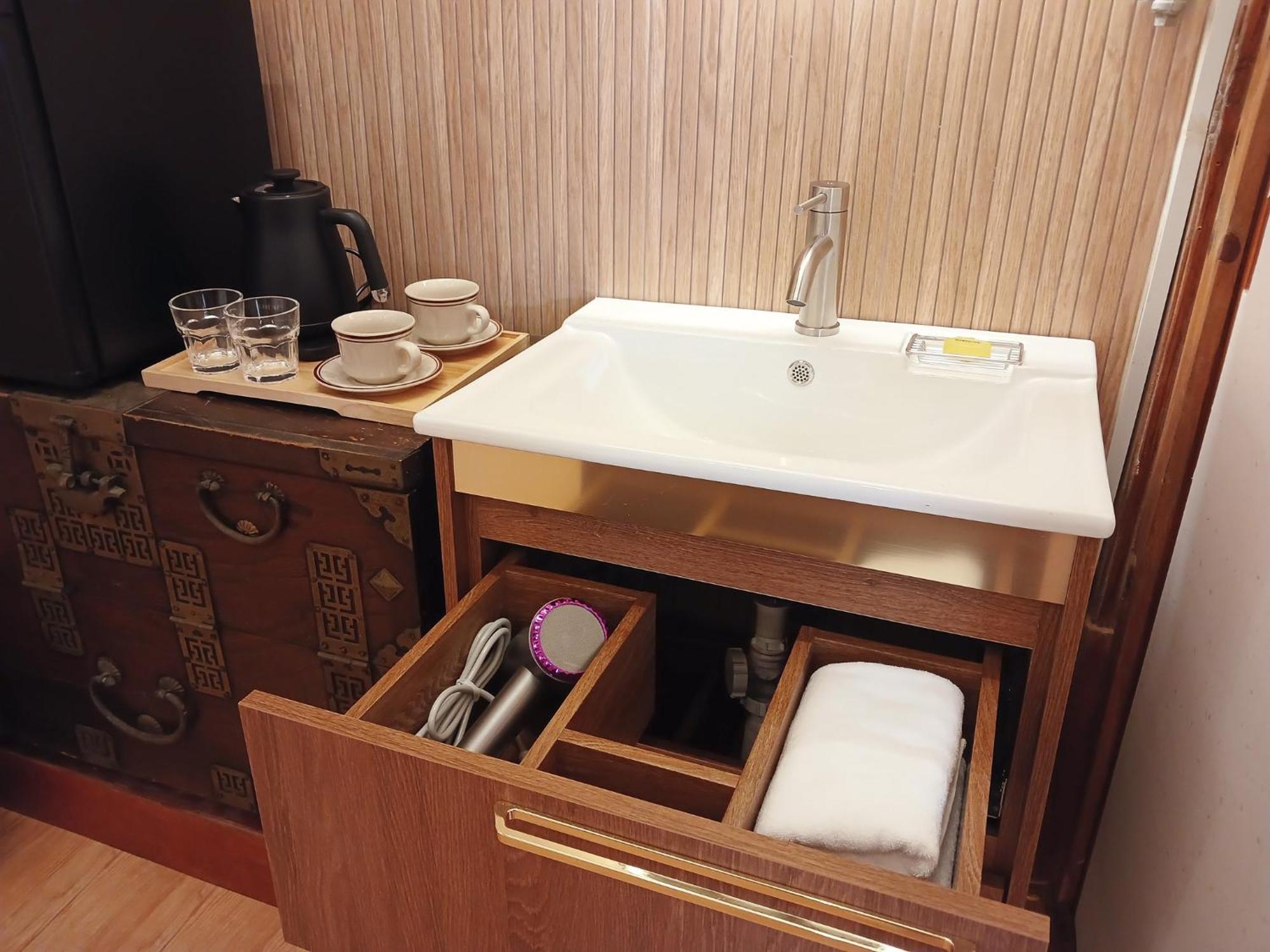 Haemil By 42 Guest house *