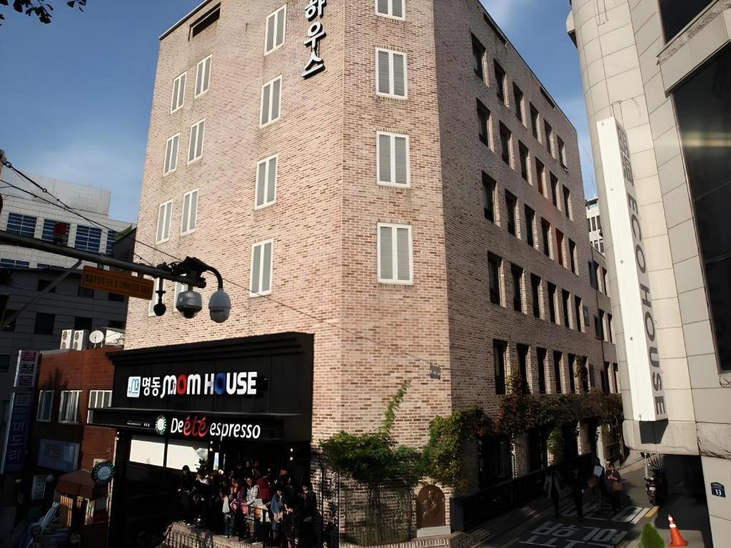 Myeongdong Mom House Hotel