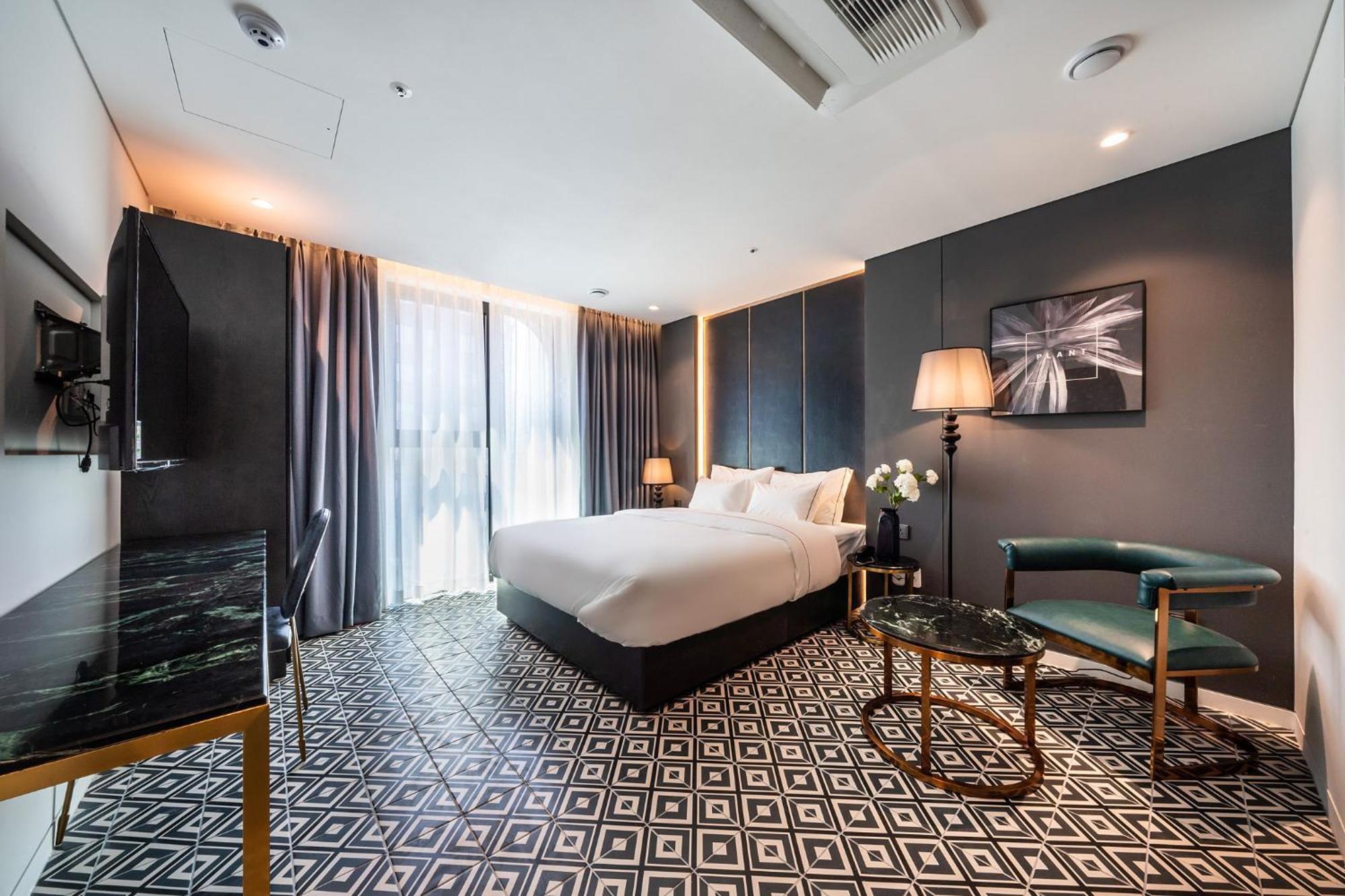 The Castle Jamsil-sene Hotel