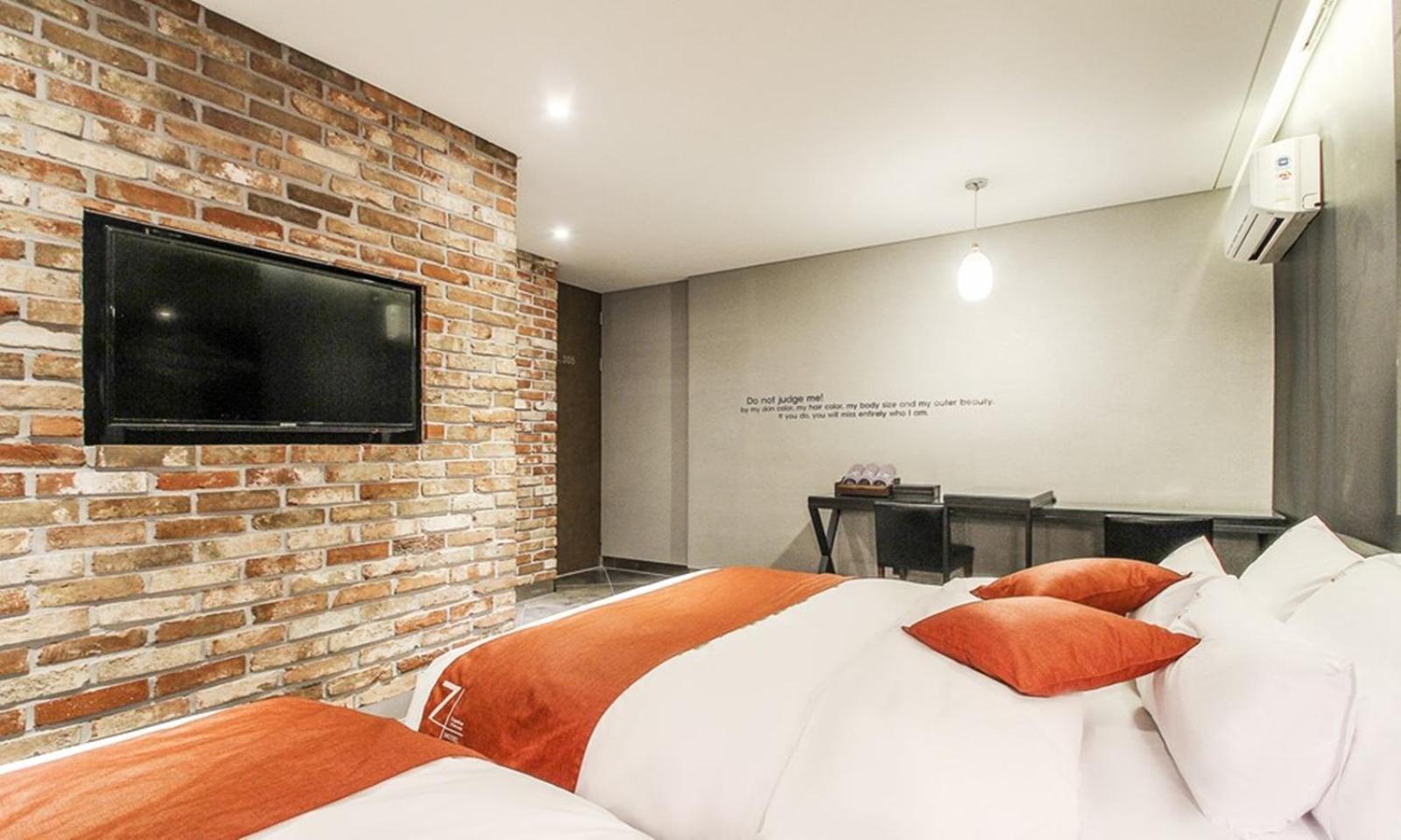 Jamsil 2.4 Hotel Seoul
