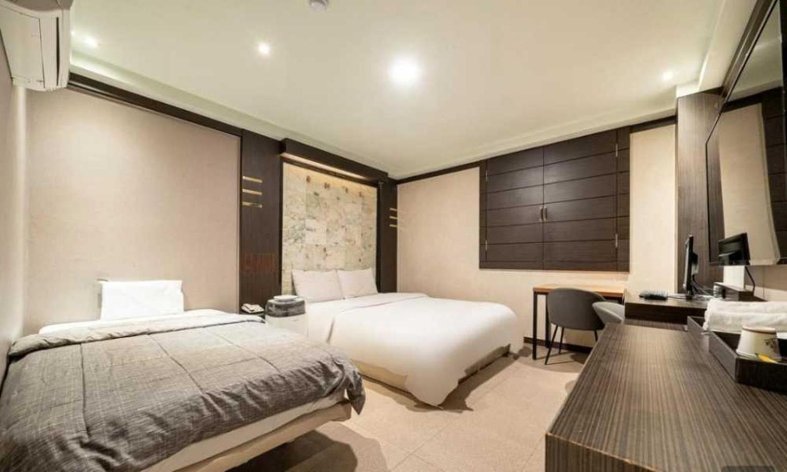 Nowon Luxe Hotel *