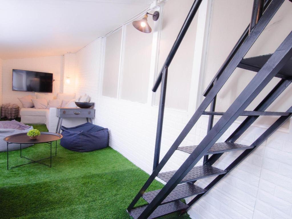 Motel Mmmio Ii Design Myeongdong 2*