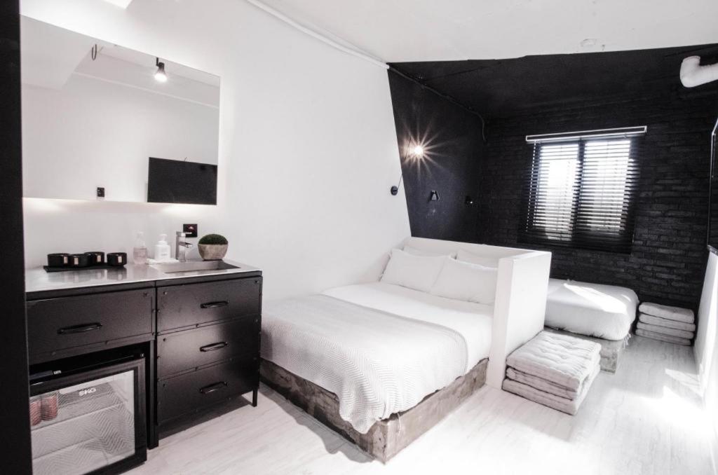 Mmmio Ii Design Myeongdong 2*